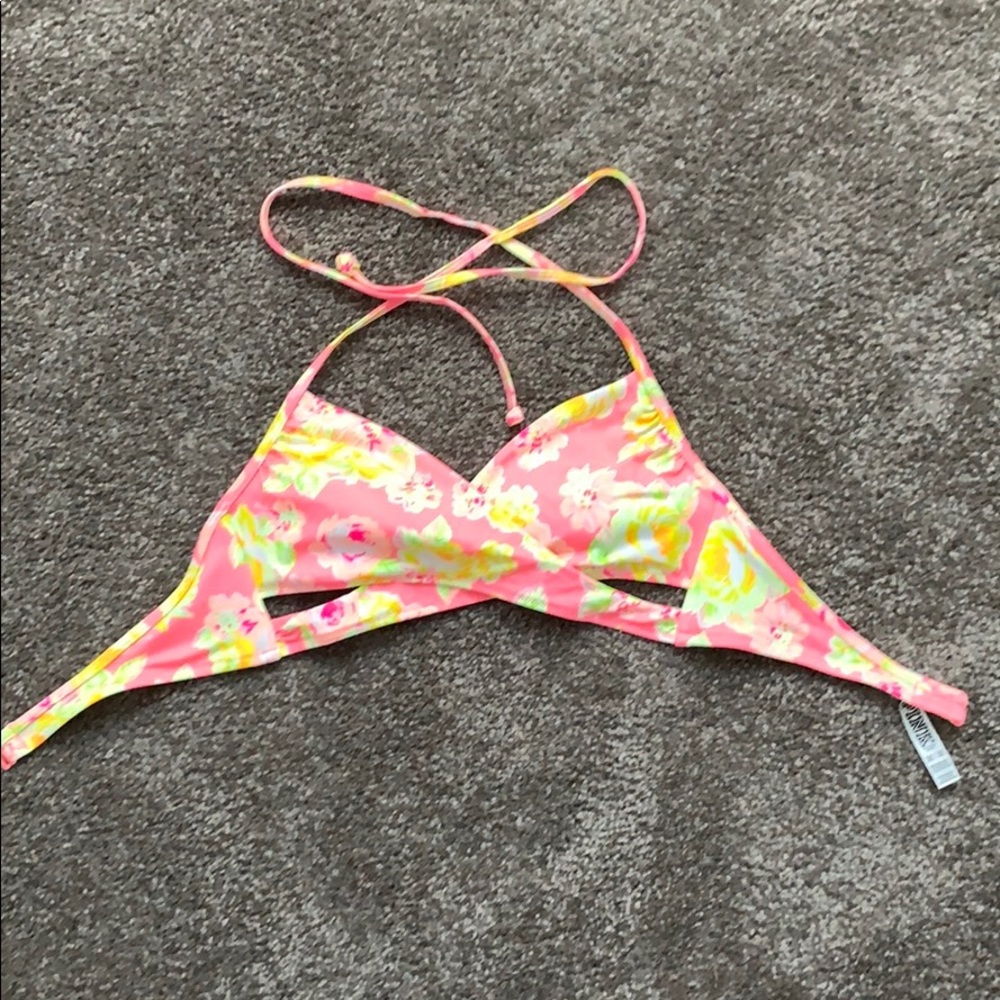 Bikini top